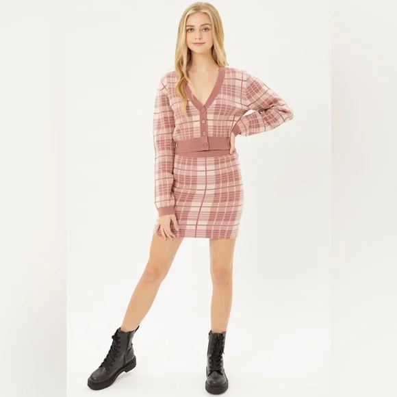 Solid Plaid Snug Waist Casual Cropped Cardigan - Picture 2 of 4